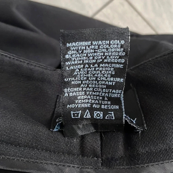 CYNTHIA ROWLEY Black Slim Ankle Dress Pant, Size 6 - Picture 10 of 10